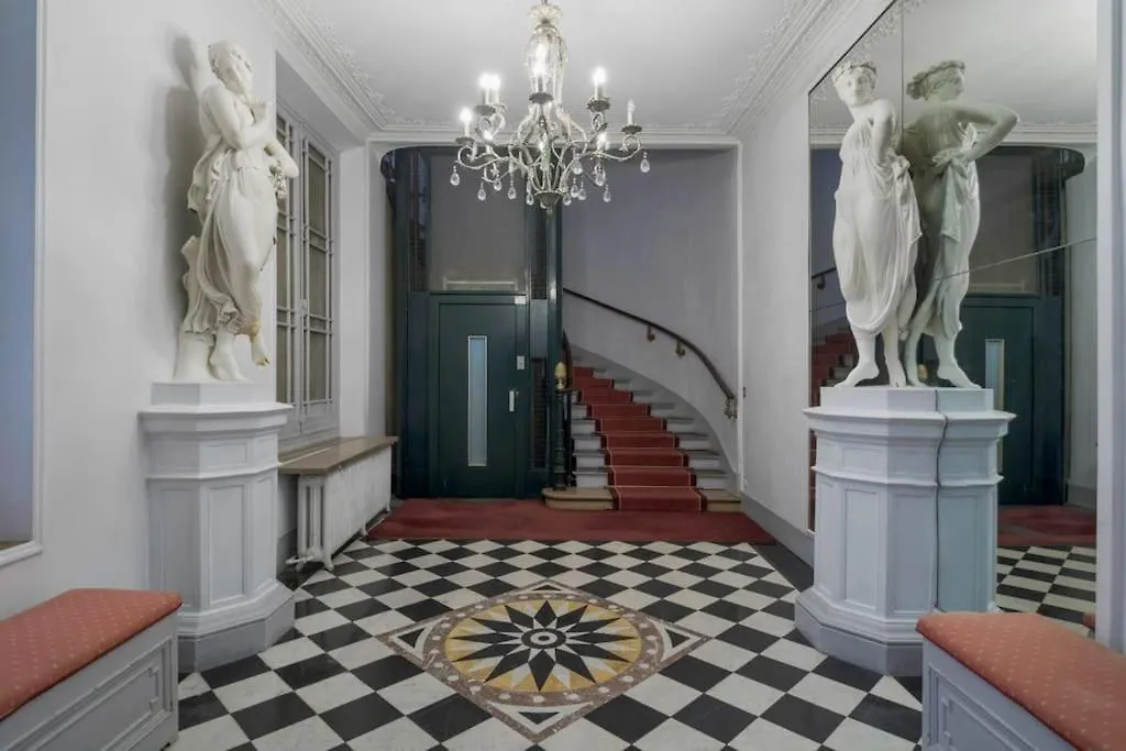 Amazingapartment #Gallerieslafayette #Madeleine#Ac Paris